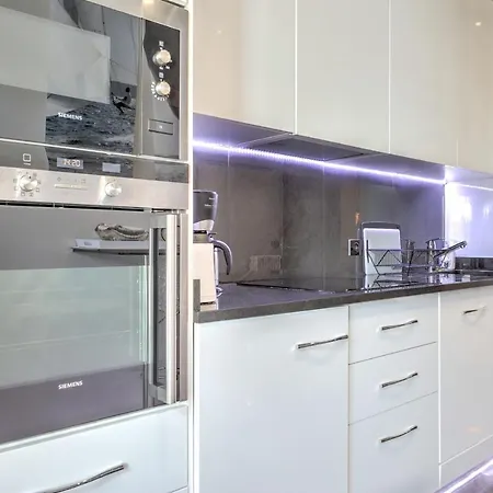 Apartment Immogroom - Luxurious In A Palace - Terrace Sea View - Beachescongress